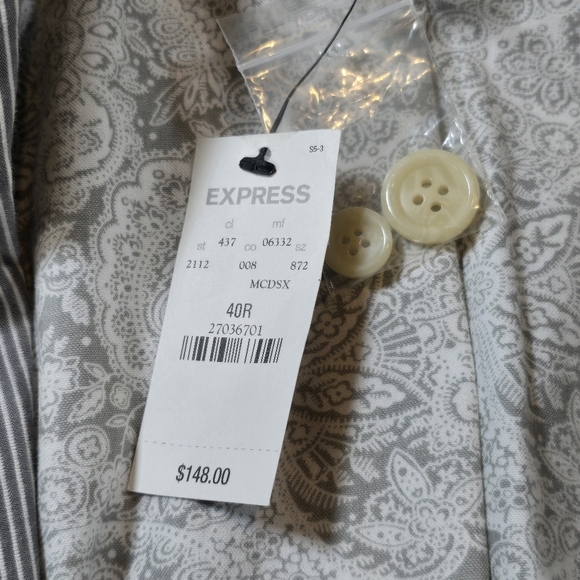 NWT Express White Gray SEERSUCKER Sport Coat SKULL Crossbones Jacket Blazer 40R - Picture 6 of 10